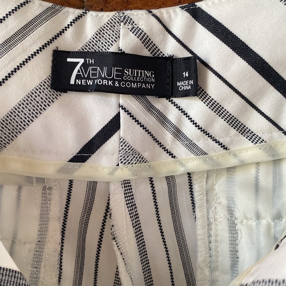 NY&C Women’s Blk/Wht Striped Pant - Picture 5 of 6